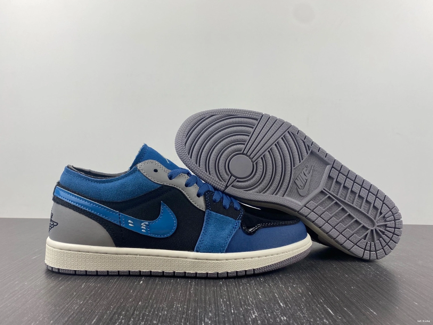 Navy Jordan Air Craft DR8867-400 Low 1 0123